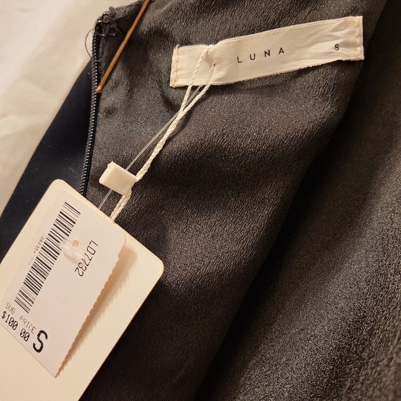 SOLD 💜 2 for 30$ Black Cocktail Dress - Picture 6 of 7